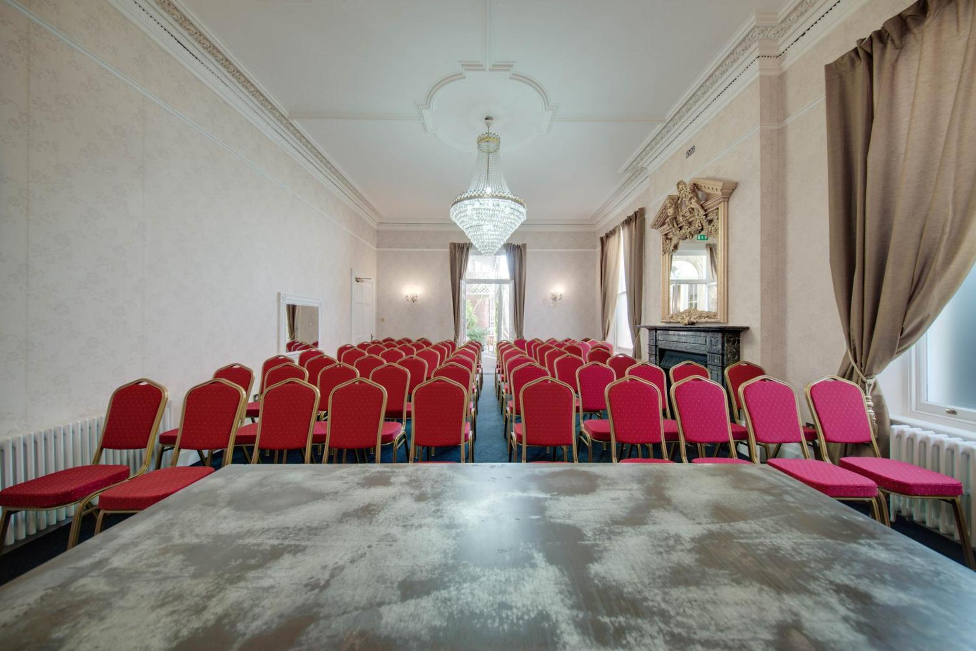 Stone Court House Otel Maidstone Dış mekan fotoğraf