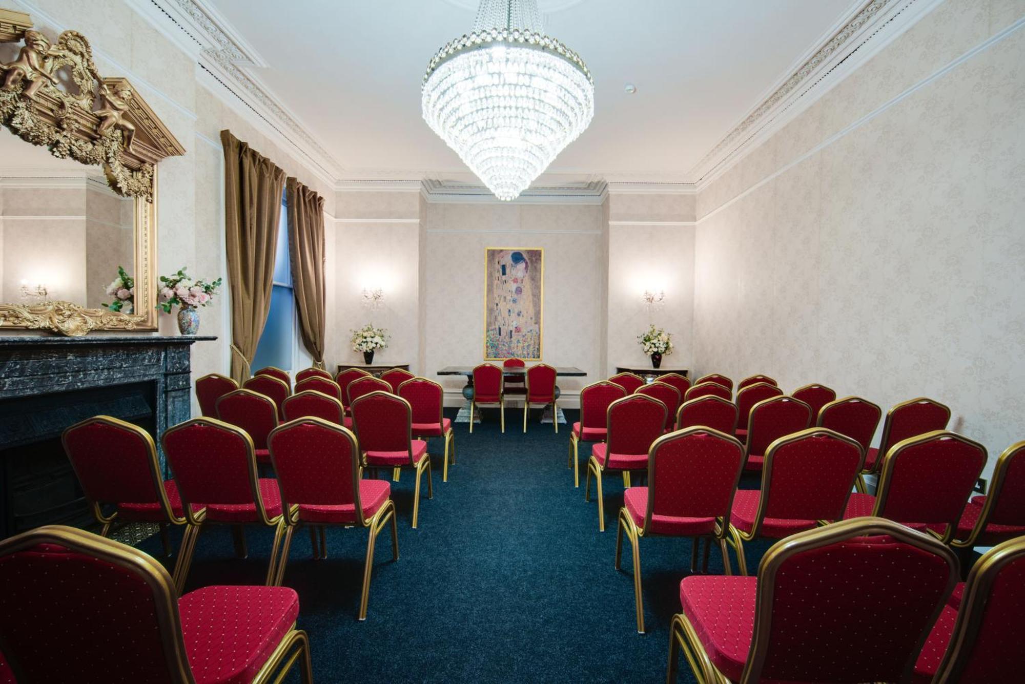 Stone Court House Otel Maidstone Dış mekan fotoğraf